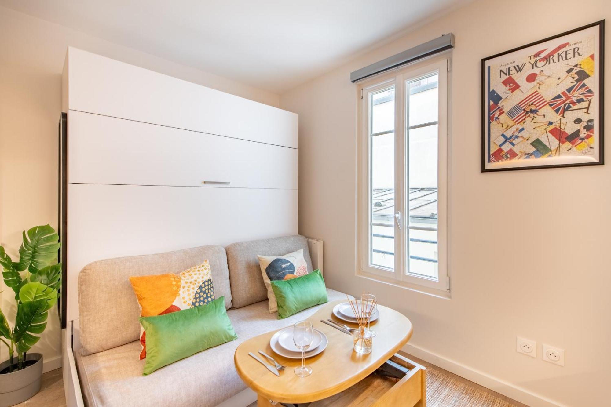 Stunning Tiny - 5 Min To Eiffel Tower