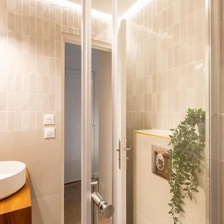 Apartment Stunning Tiny - 5 Min To Eiffel Tower